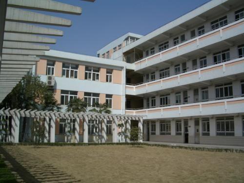 爆料网上海市第二中学视频,独家视频曝光校园风采  第3张